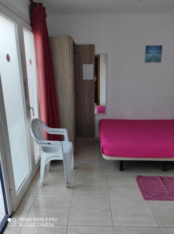 Alojamiento Playa Centro Corralejo 16 エクステリア 写真